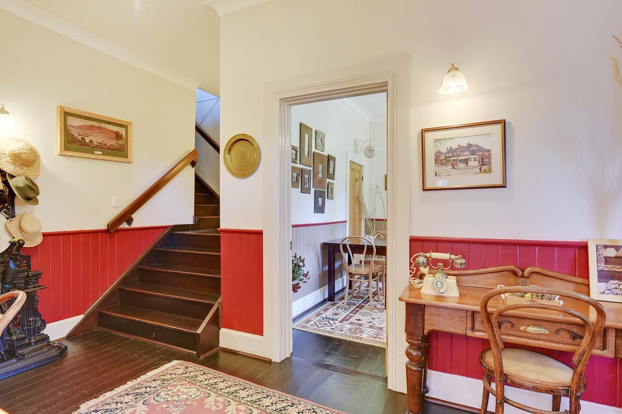 Redcliffe House Colonial Bed & Breakfast Swansea Bagian luar foto
