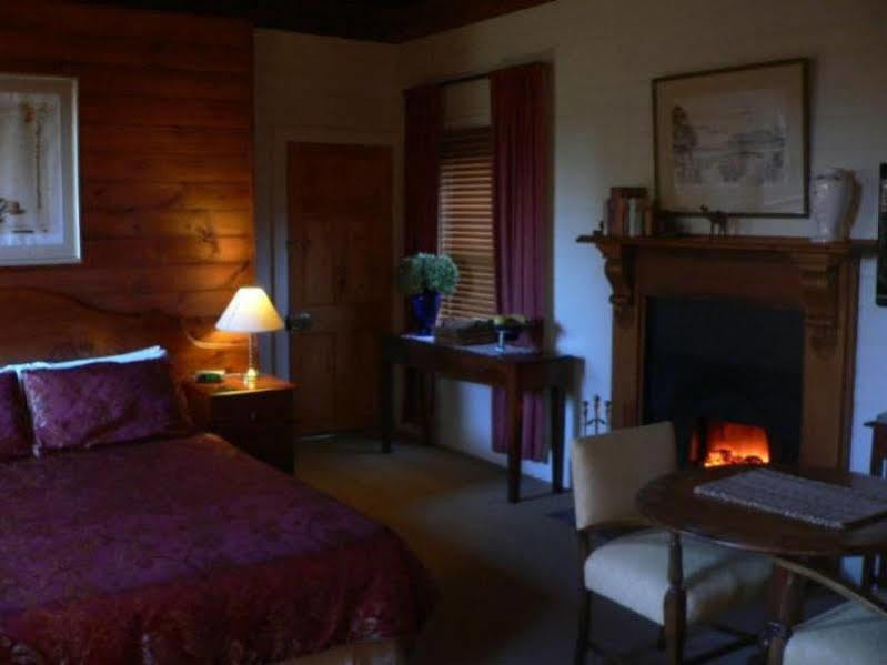 Redcliffe House Colonial Bed & Breakfast Swansea Bagian luar foto
