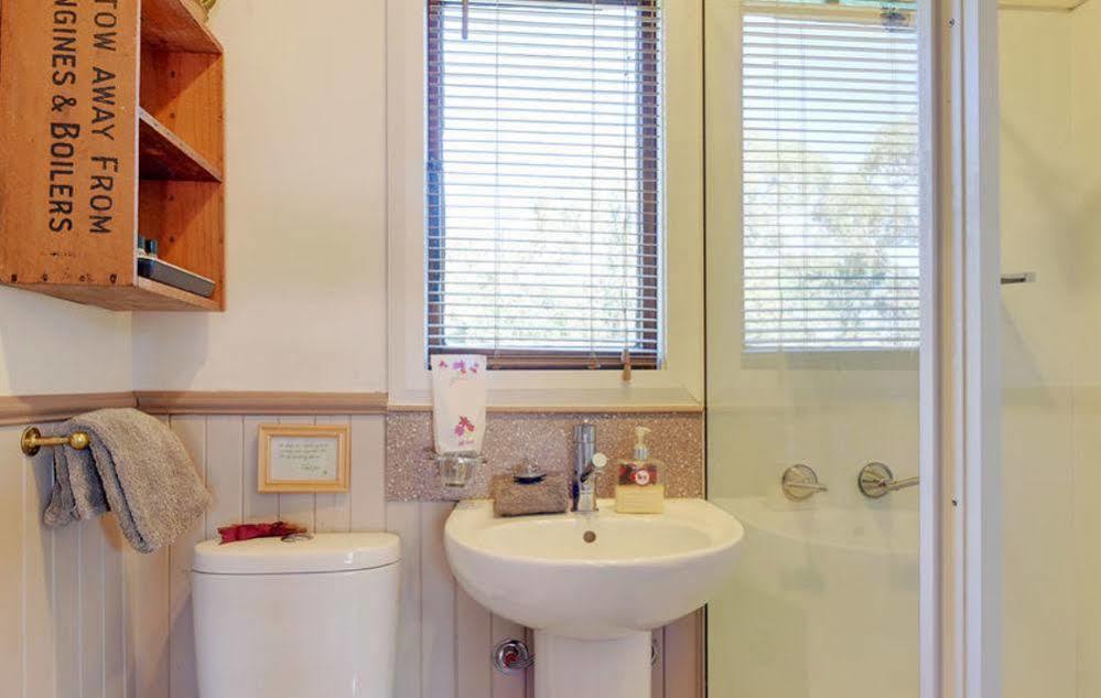 Redcliffe House Colonial Bed & Breakfast Swansea Bagian luar foto