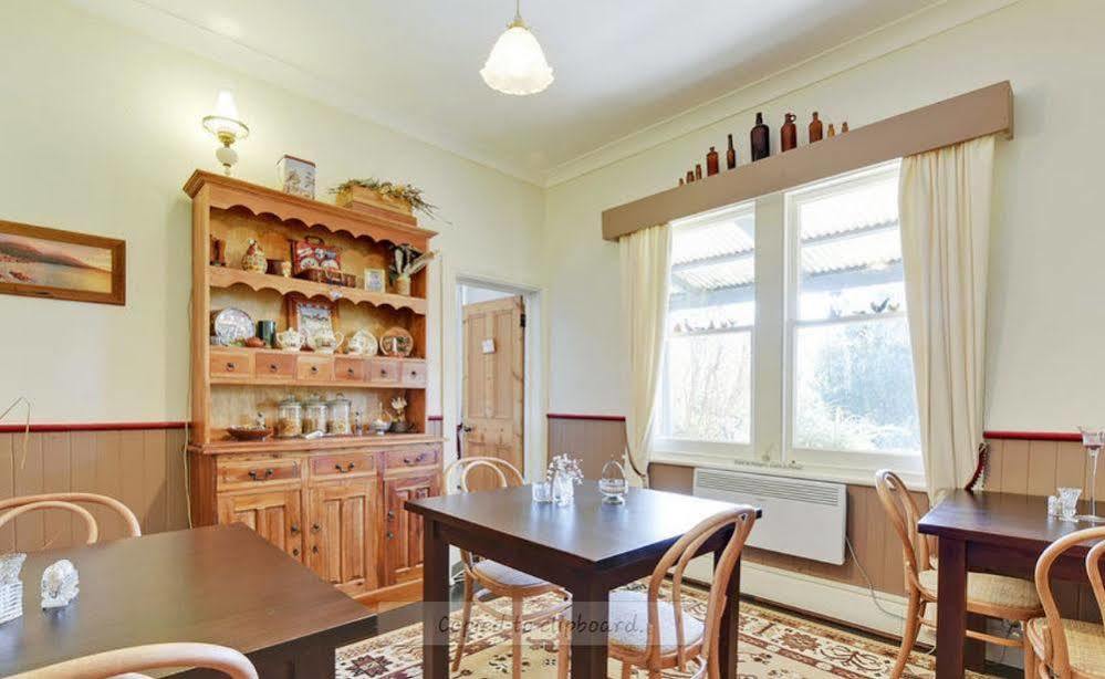 Redcliffe House Colonial Bed & Breakfast Swansea Bagian luar foto